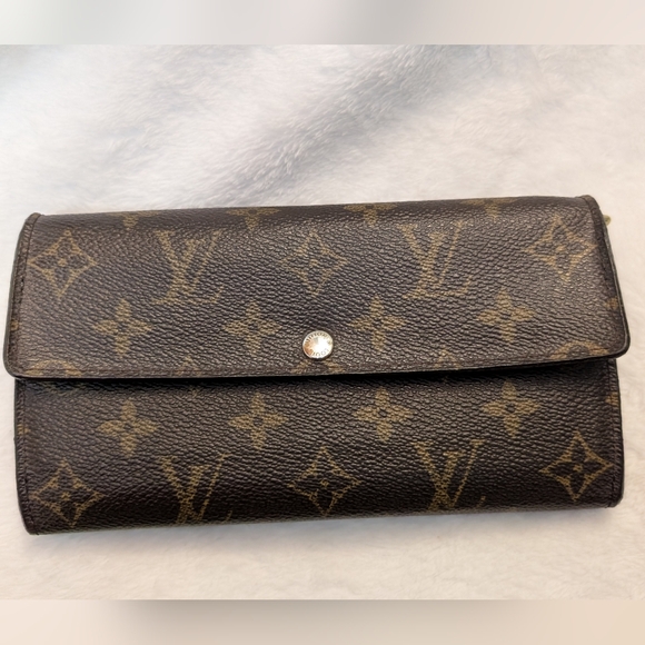 LOUIS VUITTON Monogram Sarah Long Wallet LV ( fair condition ) - Picture 3 of 12